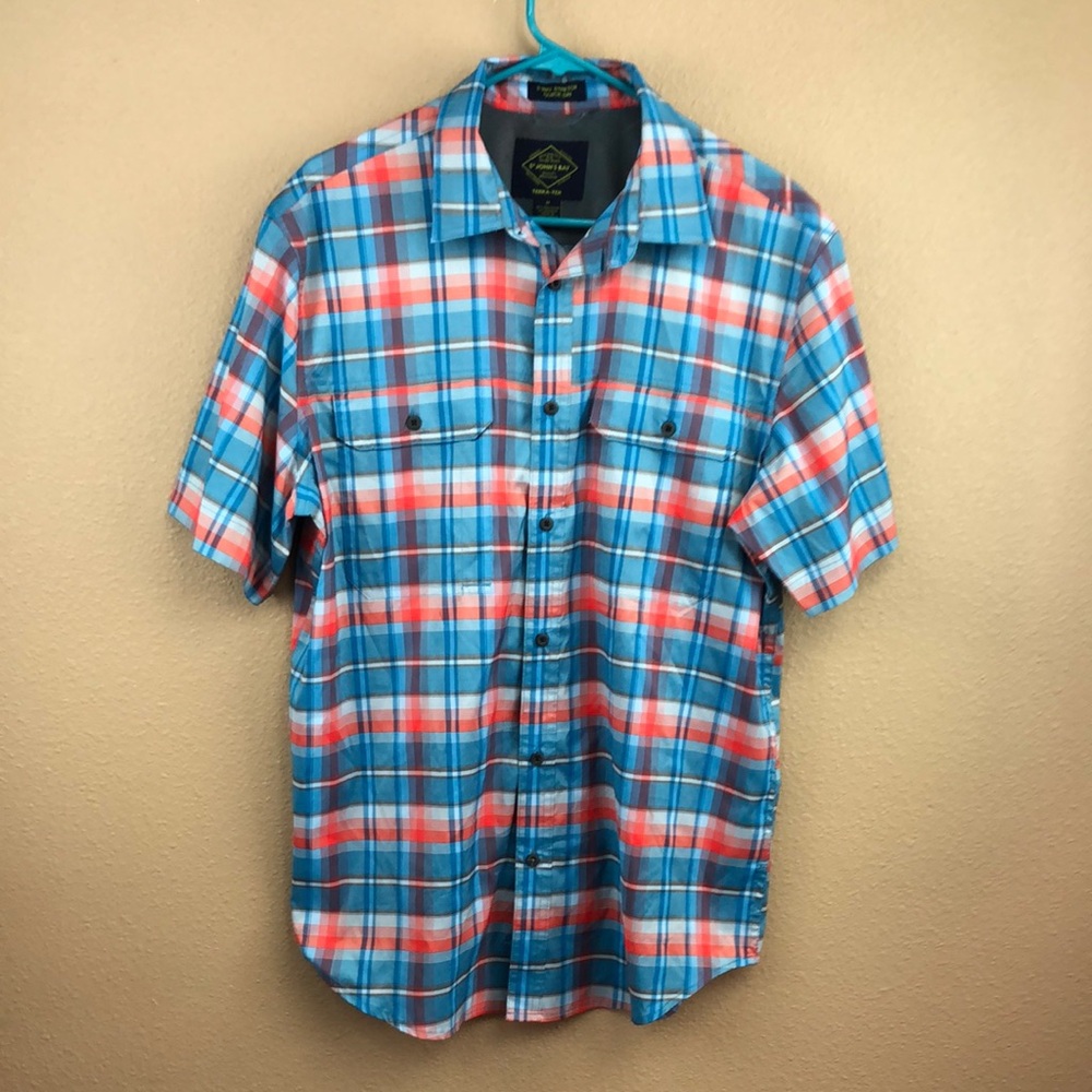 St. John's Bay 2-Way Stretch Quick-Dri Blue and Red Casual Button Down Shirt